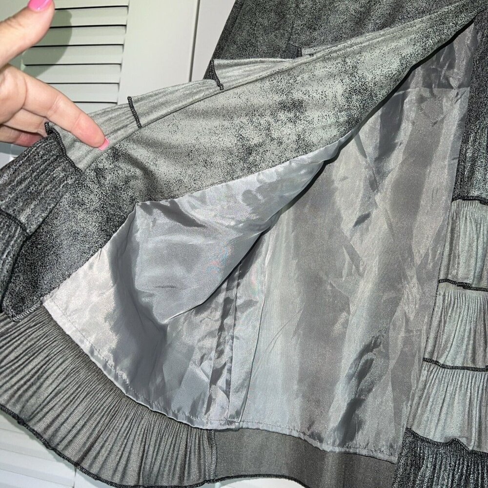 Great Cavalier Womens Tiered Ruffle Faux Suede Jacket Medium Grays Button - Picture 7 of 8